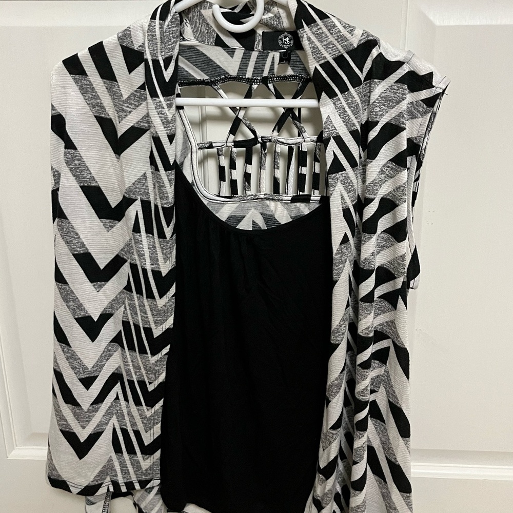 HS size large vest